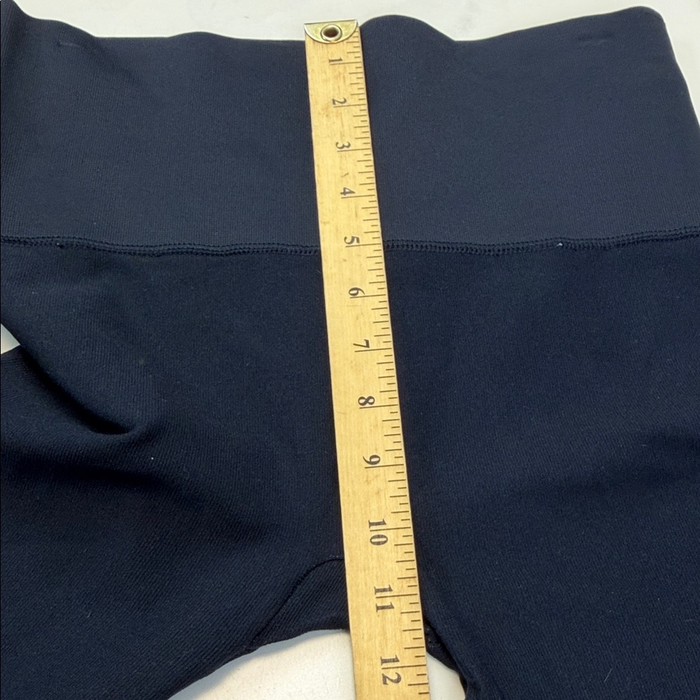 SPANX Patterned Leggings - Picture 8 of 11